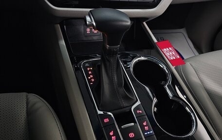 KIA Carnival III, 2020 год, 2 280 000 рублей, 10 фотография