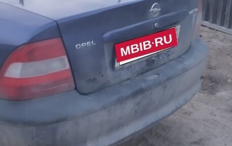 Opel Vectra B рестайлинг, 1996 год, 100 000 рублей, 2 фотография