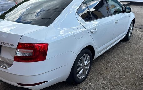 Skoda Octavia, 2019 год, 1 750 000 рублей, 13 фотография