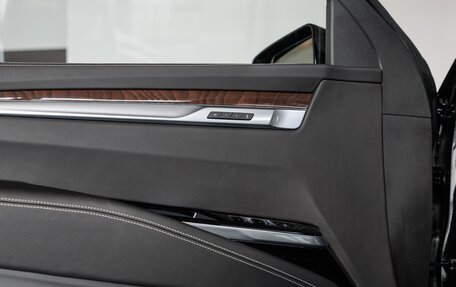 Cadillac Escalade V, 2025 год, 24 490 000 рублей, 17 фотография