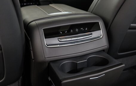 Cadillac Escalade V, 2025 год, 24 490 000 рублей, 23 фотография