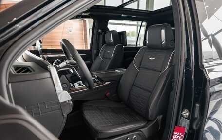 Cadillac Escalade V, 2025 год, 24 490 000 рублей, 18 фотография