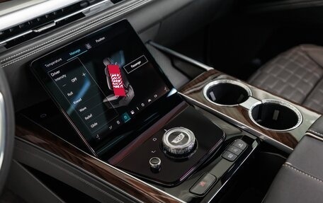 Cadillac Escalade V, 2025 год, 24 490 000 рублей, 16 фотография