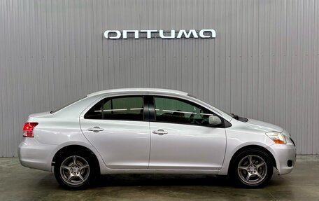 Toyota Yaris III рестайлинг, 2008 год, 577 000 рублей, 4 фотография