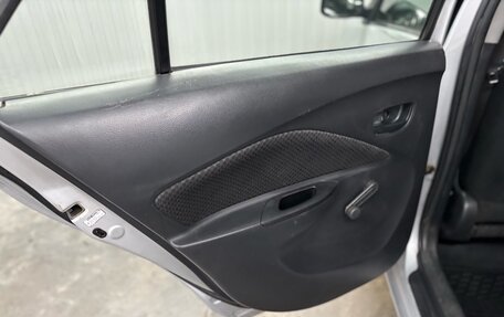 Toyota Yaris III рестайлинг, 2008 год, 577 000 рублей, 20 фотография