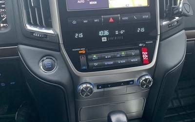 Toyota Land Cruiser 200, 2016 год, 7 000 000 рублей, 1 фотография