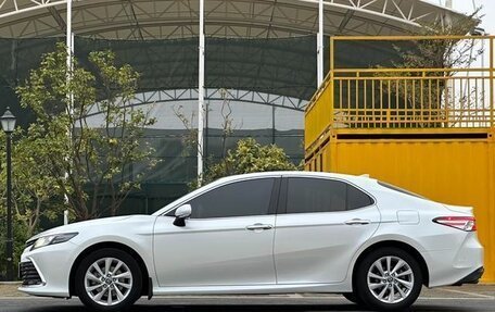 Toyota Camry, 2021 год, 1 800 300 рублей, 4 фотография