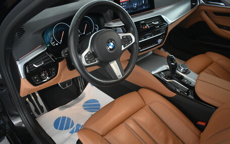 BMW 5 серия, 2018 год, 4 350 000 рублей, 5 фотография