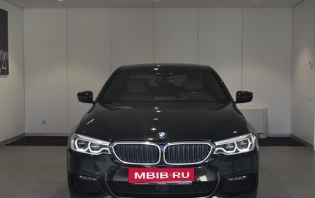 BMW 5 серия, 2018 год, 4 350 000 рублей, 3 фотография