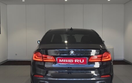 BMW 5 серия, 2018 год, 4 350 000 рублей, 4 фотография
