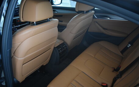 BMW 5 серия, 2018 год, 4 350 000 рублей, 11 фотография
