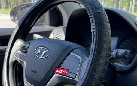 Hyundai Solaris II рестайлинг, 2019 год, 1 550 000 рублей, 3 фотография