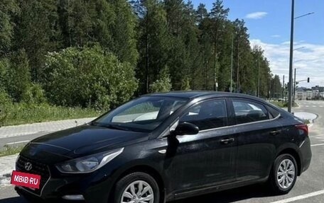Hyundai Solaris II рестайлинг, 2019 год, 1 550 000 рублей, 10 фотография