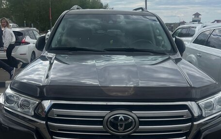 Toyota Land Cruiser 200, 2016 год, 7 000 000 рублей, 15 фотография