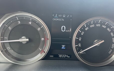 Toyota Land Cruiser 200, 2016 год, 7 000 000 рублей, 11 фотография