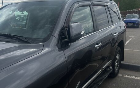 Toyota Land Cruiser 200, 2016 год, 7 000 000 рублей, 16 фотография