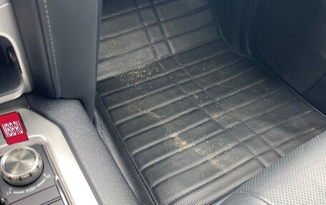 Toyota Land Cruiser 200, 2016 год, 7 000 000 рублей, 8 фотография