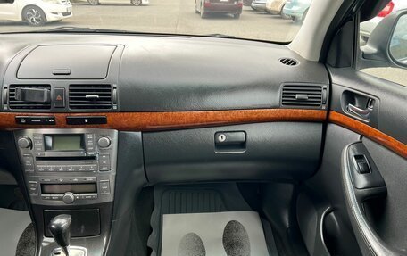 Toyota Avensis III рестайлинг, 2006 год, 1 079 000 рублей, 18 фотография
