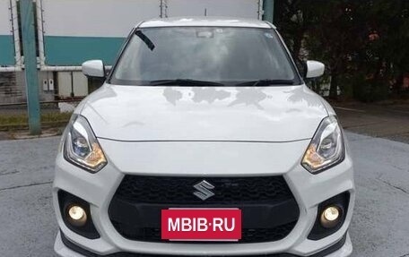 Suzuki Swift V, 2022 год, 997 000 рублей, 2 фотография