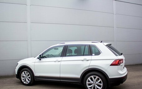 Volkswagen Tiguan II, 2017 год, 2 400 000 рублей, 6 фотография