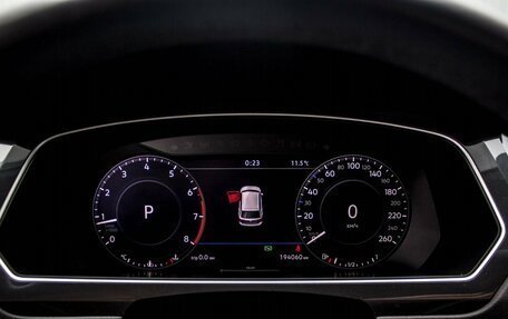 Volkswagen Tiguan II, 2017 год, 2 400 000 рублей, 17 фотография