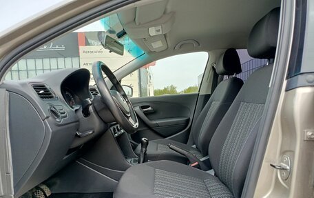 Volkswagen Polo VI (EU Market), 2016 год, 1 050 000 рублей, 20 фотография