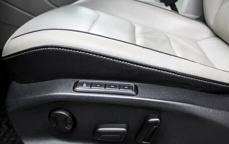 Volkswagen Tiguan II, 2017 год, 2 400 000 рублей, 26 фотография
