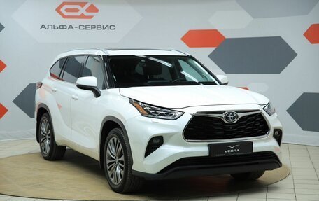 Toyota Highlander, 2021 год, 5 490 000 рублей, 3 фотография