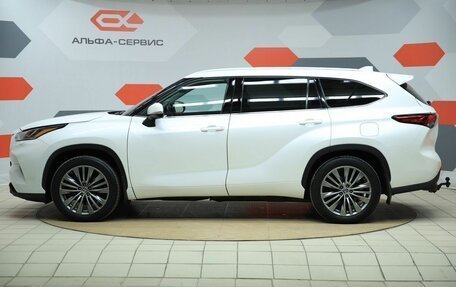 Toyota Highlander, 2021 год, 5 490 000 рублей, 8 фотография