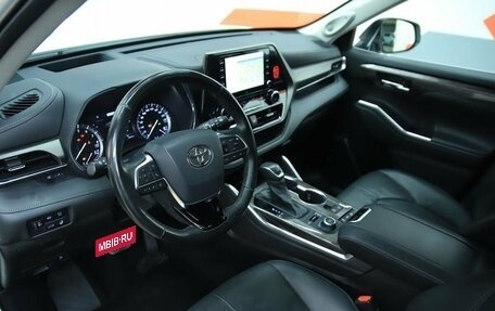 Toyota Highlander, 2021 год, 5 490 000 рублей, 11 фотография