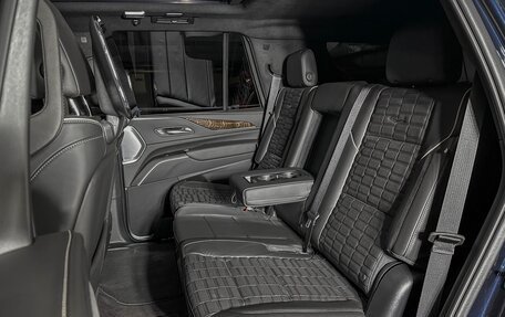 Cadillac Escalade V, 2023 год, 16 090 000 рублей, 17 фотография