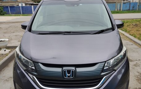 Honda Freed II, 2019 год, 1 840 000 рублей, 1 фотография