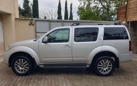 Nissan Pathfinder, 2011 год, 1 750 000 рублей, 4 фотография