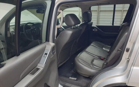 Nissan Pathfinder, 2011 год, 1 750 000 рублей, 17 фотография