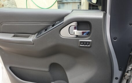Nissan Pathfinder, 2011 год, 1 750 000 рублей, 21 фотография