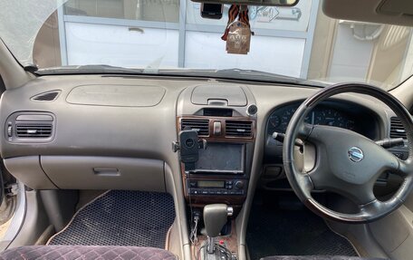 Nissan Maxima VIII, 2001 год, 390 000 рублей, 6 фотография