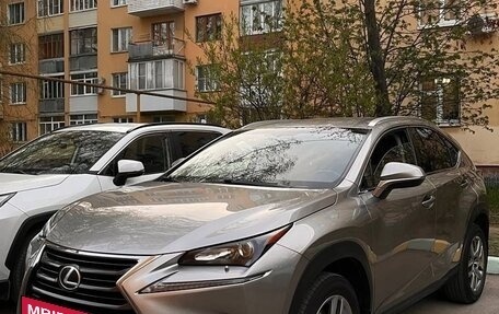 Lexus NX I, 2017 год, 2 800 000 рублей, 2 фотография