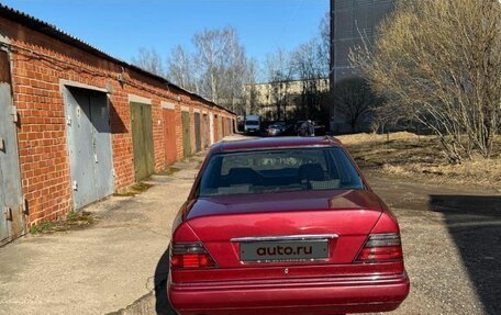 Mercedes-Benz C-Класс, 1993 год, 100 000 рублей, 3 фотография