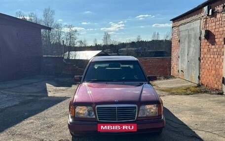 Mercedes-Benz C-Класс, 1993 год, 100 000 рублей, 2 фотография