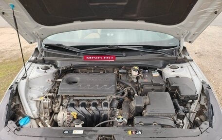Hyundai Elantra, 2021 год, 2 300 000 рублей, 2 фотография