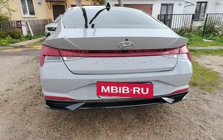 Hyundai Elantra, 2021 год, 2 300 000 рублей, 6 фотография