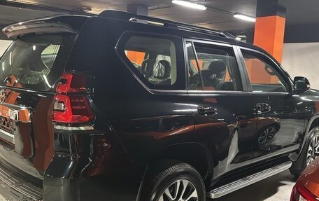 Toyota Land Cruiser Prado 150 рестайлинг 2, 2023 год, 7 500 000 рублей, 3 фотография