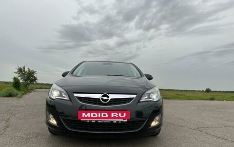 Opel Astra J, 2012 год, 1 100 000 рублей, 7 фотография