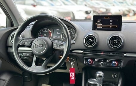 Audi A3, 2019 год, 2 100 000 рублей, 19 фотография