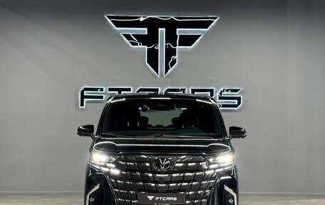 Toyota Alphard, 2024 год, 13 494 000 рублей, 2 фотография