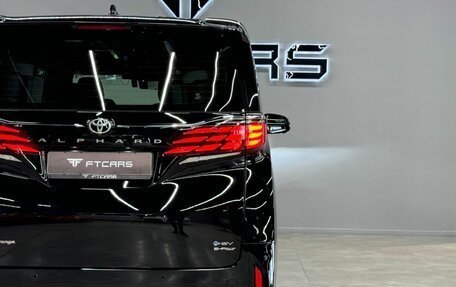 Toyota Alphard, 2024 год, 13 494 000 рублей, 5 фотография