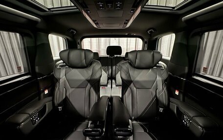 Toyota Alphard, 2024 год, 13 494 000 рублей, 25 фотография