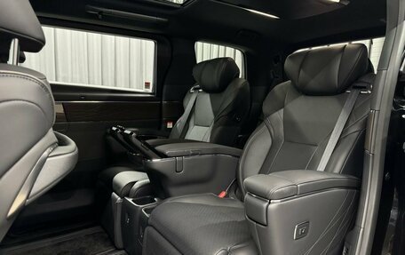 Toyota Alphard, 2024 год, 13 494 000 рублей, 20 фотография