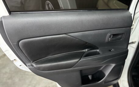 Mitsubishi Outlander III рестайлинг 3, 2012 год, 1 197 000 рублей, 20 фотография