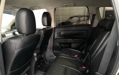 Mitsubishi Outlander III рестайлинг 3, 2012 год, 1 197 000 рублей, 16 фотография